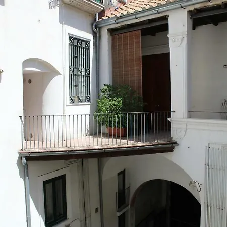Apartamento Arcadia 55 Salerno Exterior foto